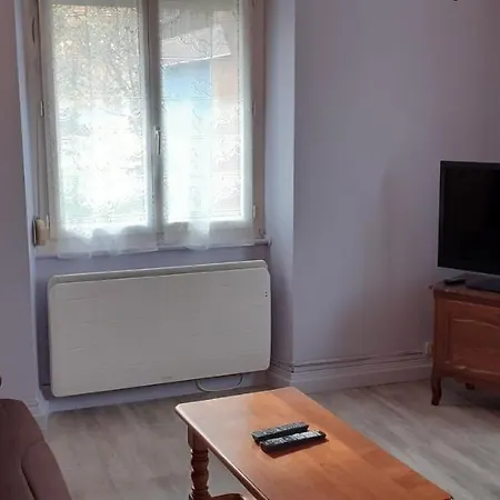Nice House With Garden And View On The Forest Apartamento